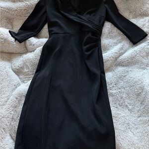 The Pretty Dress Black 3/4-Sleeve Pencil Dress